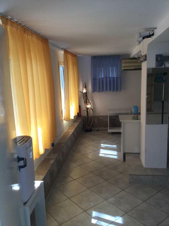 Apartament Studio In Old Town Of Mytilíni Zewnętrze zdjęcie